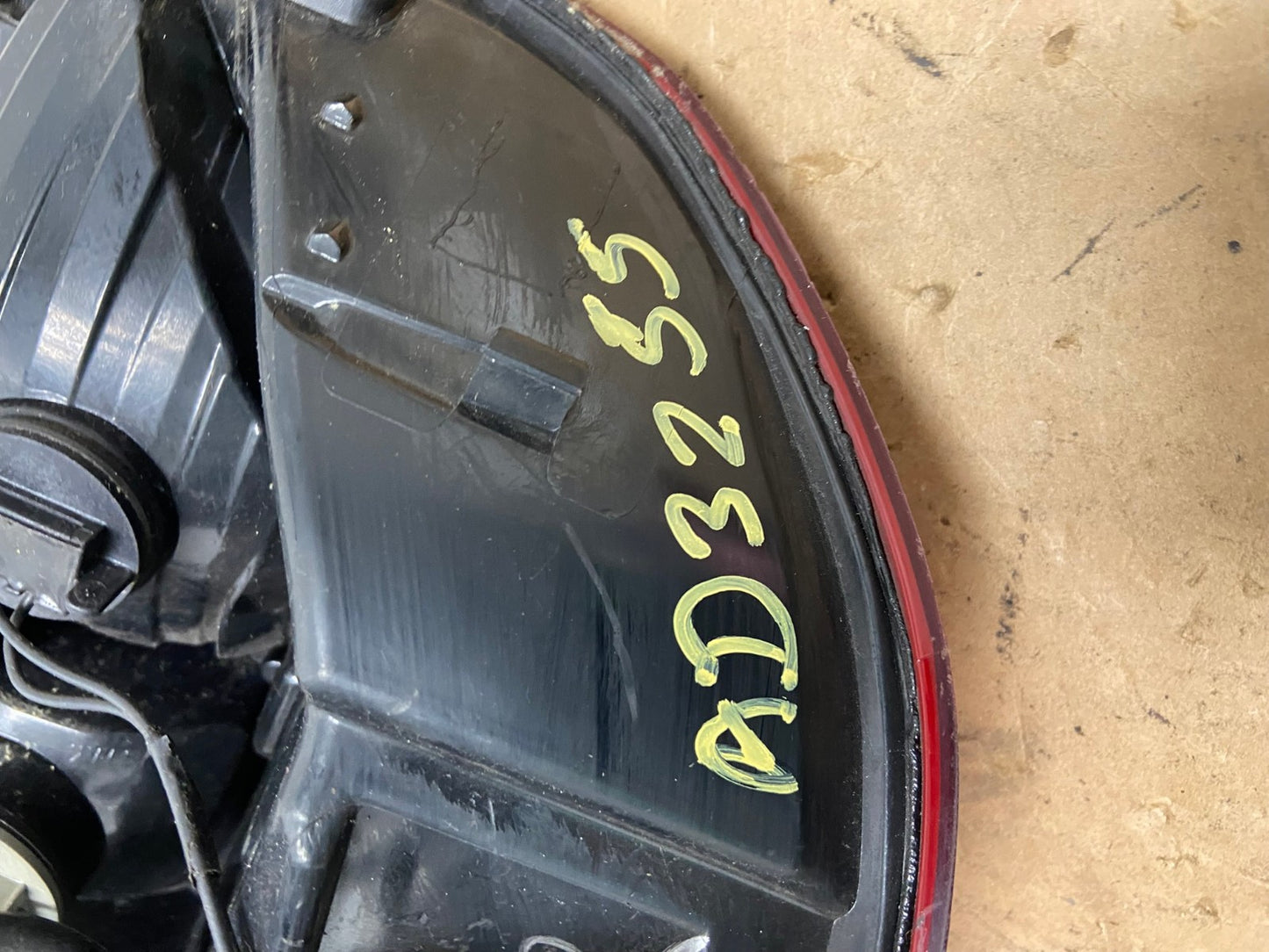 2020 2021 2022 2023 Ford Explorer Right Passenger Side Tail light AD3255 LK7
