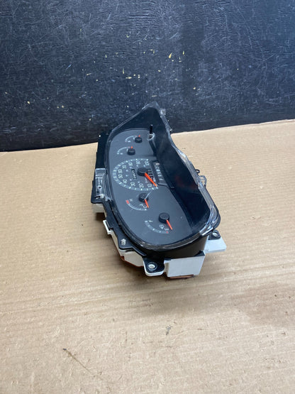2000-2002 Ford Econoline E250 E350 Van Speedometer Instrument Cluster ah1434 DG1