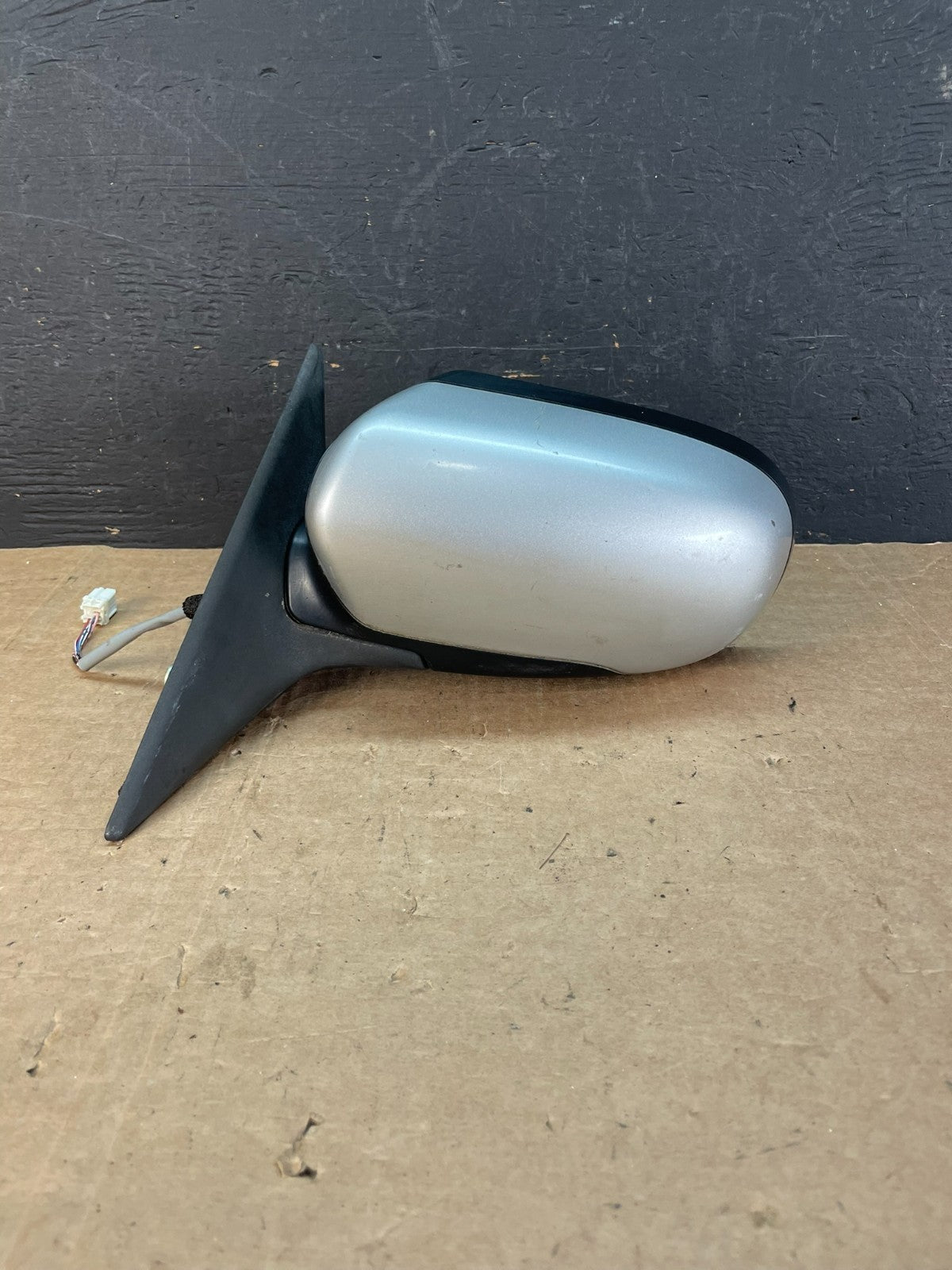 2005-2009 Subaru Legacy Outback Left Driver Door Mirror AE8550 DW0