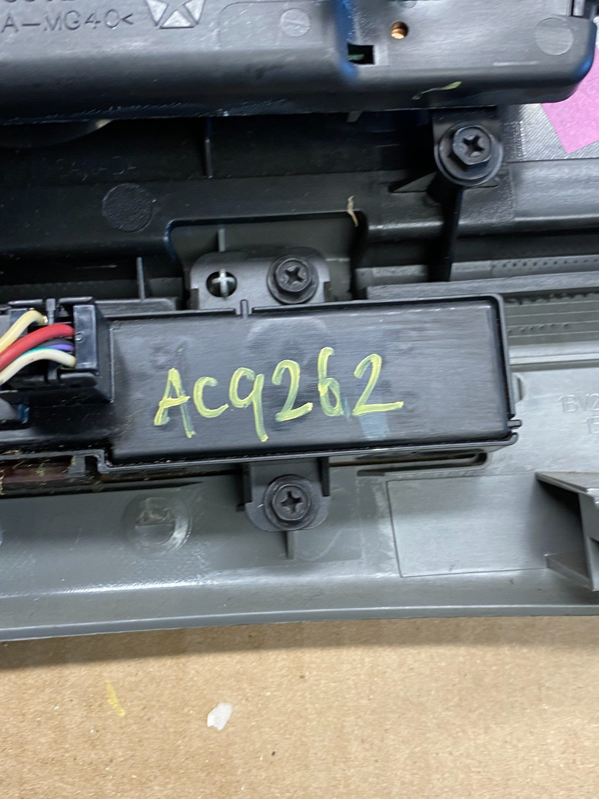 2008 to 2012 Jeep Liberty Dash Climate Temperature Control Radio Bezel AC9262 DG8