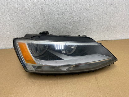 2011 to 2014 Volkswagen Jetta Right Passenger RH Headlight Halogen AG1981 DW0