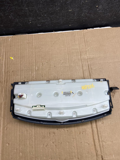 2008 to 2010 Infiniti M35 Navigation Radio Climate Control 28395 EJ77C AD7226 DG5