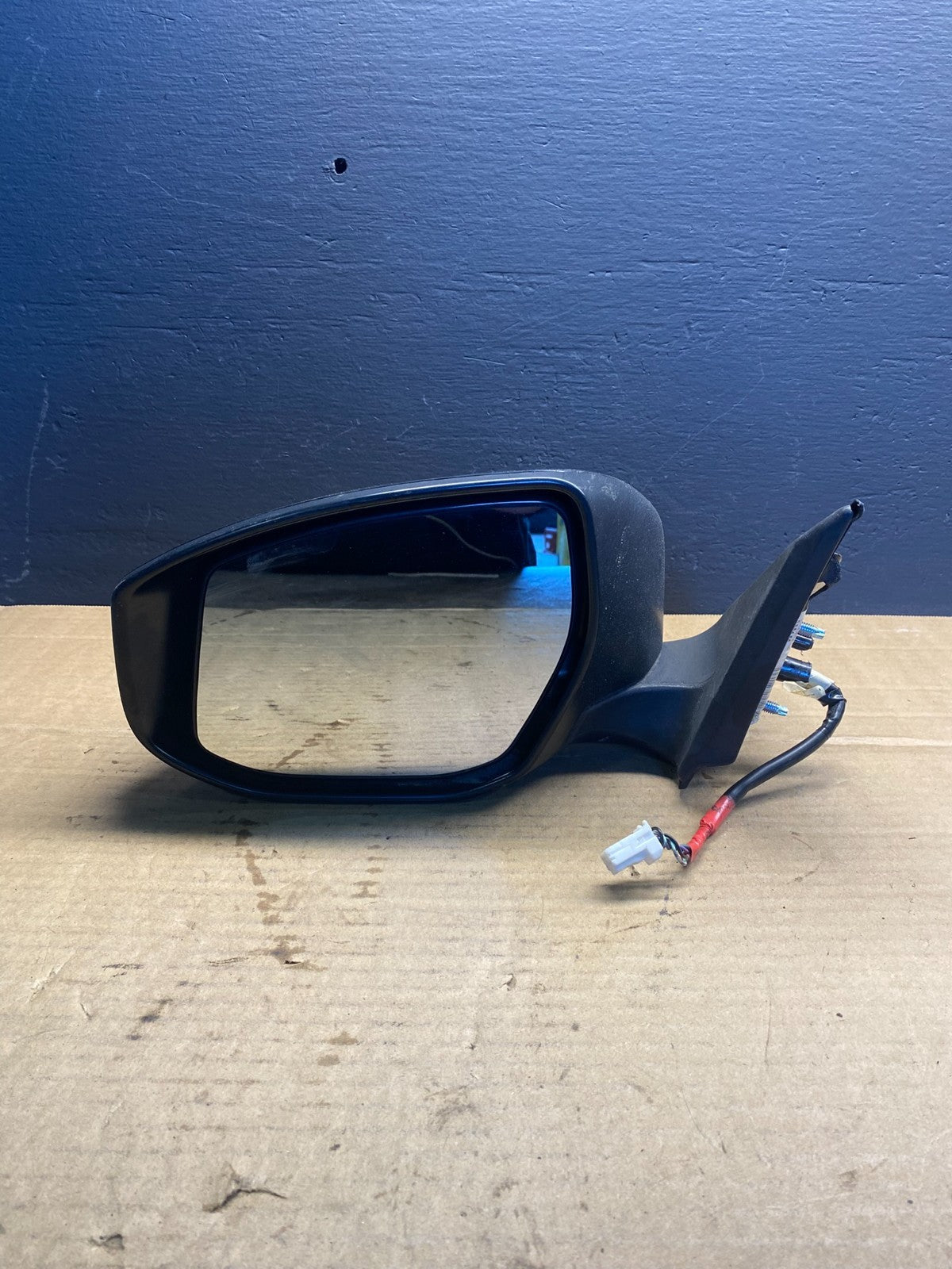 2013-2018 Nissan Altima Left Driver LH View Power Turn Door Mirror OEM AB7056 DW5