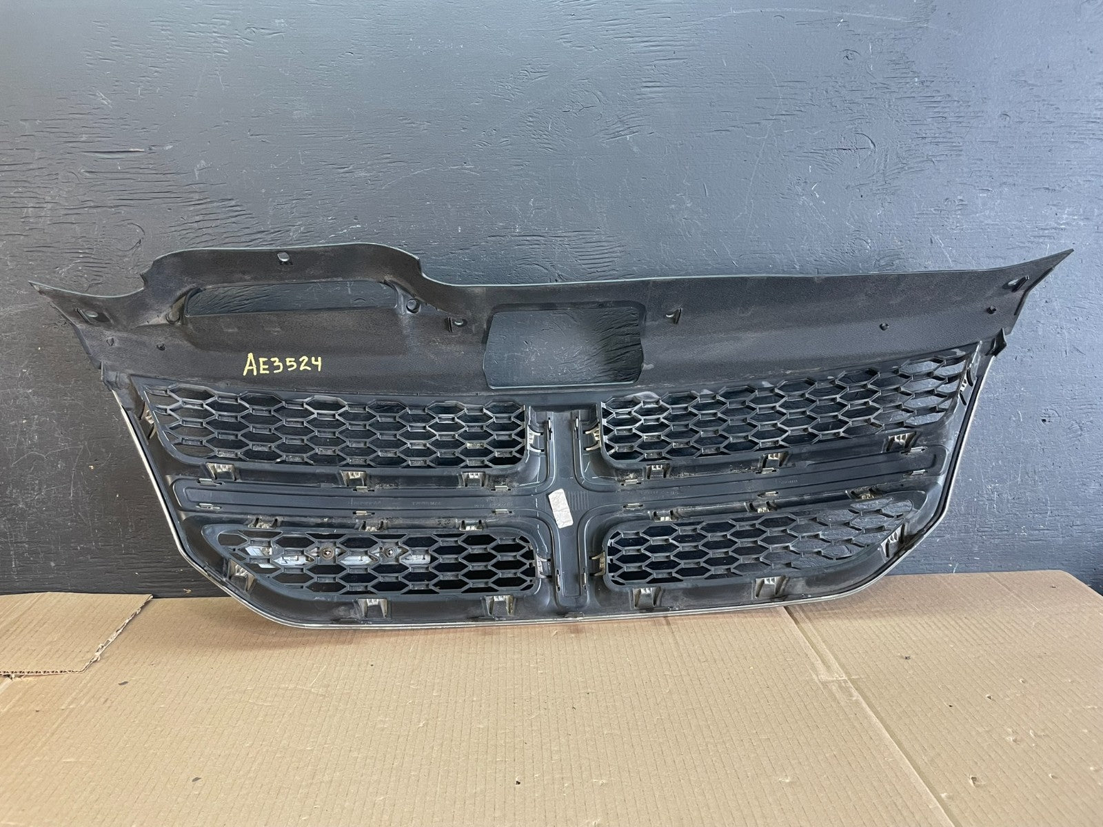2011 to 2018 Dodge Journey Front Upper Chrome Grill Grille ae3524 DG3