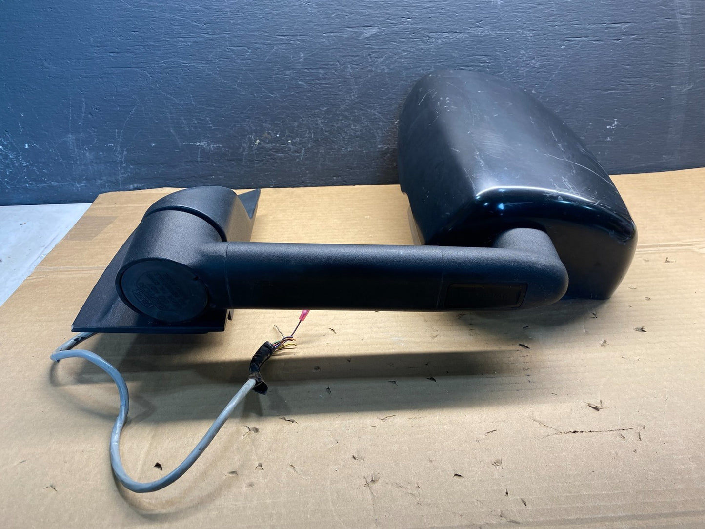 2009 to 2018 Chevrolet Express G3500 G4500 Left Driver LH View Mirror AC8315 DG2