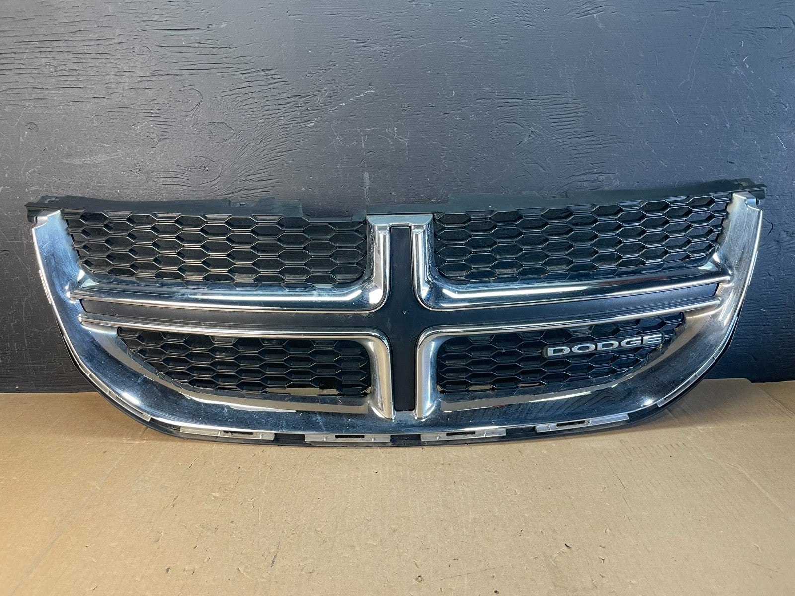 2011 to 2020 Dodge Grand Caravan Front Upper Grill Grille AD5732 DG0