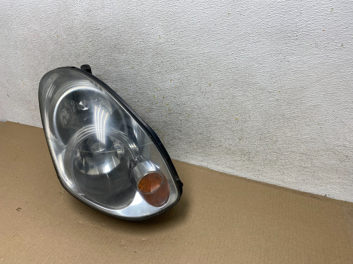 2005-2006 Infiniti G35 Right Passenger Hid Xenon Headlight Sedan AH4352 DW2