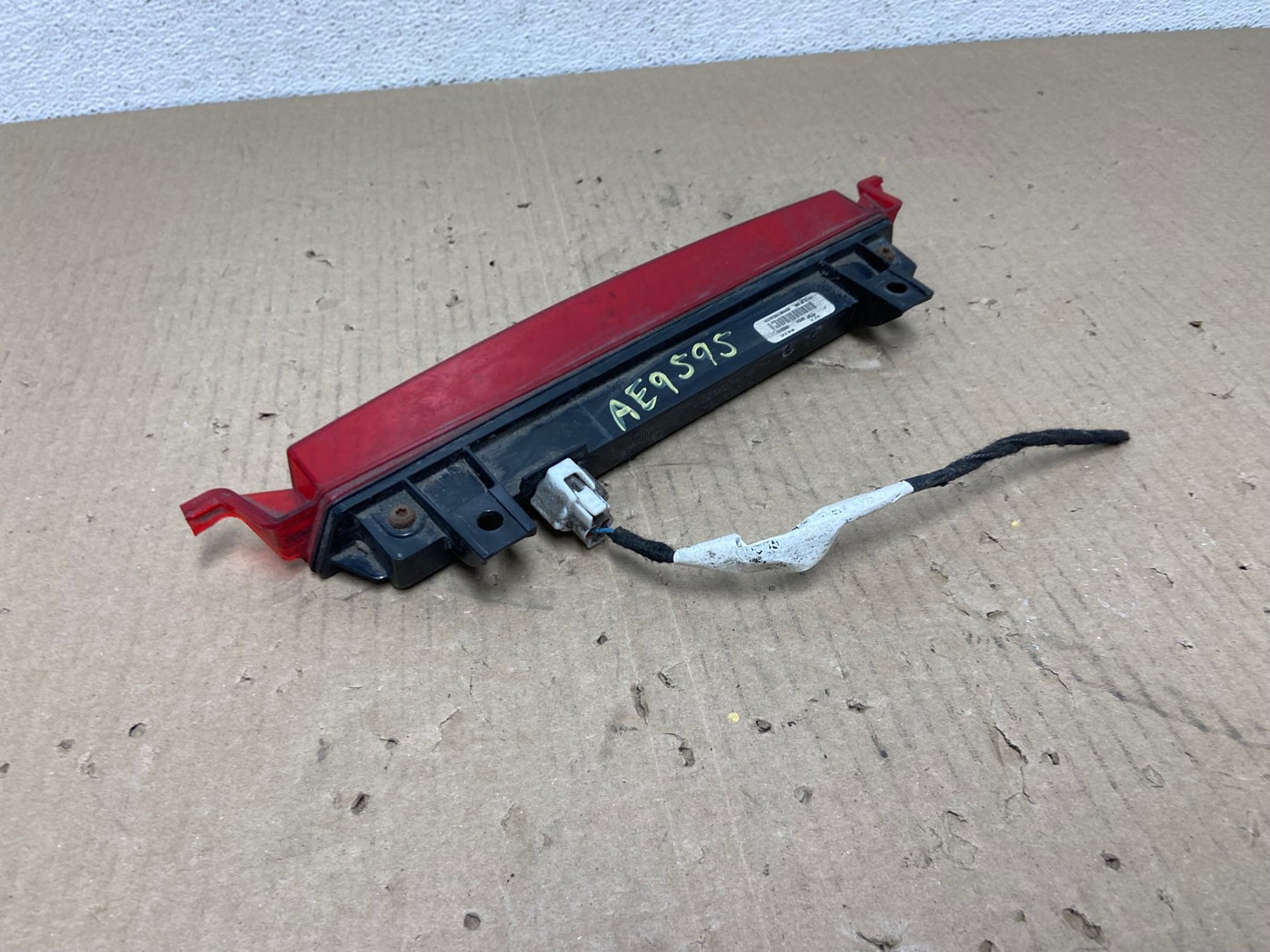 2009-2017 Chevrolet Traverse High Mounted 3rd Third Stop Brake Light AE9595 LK4