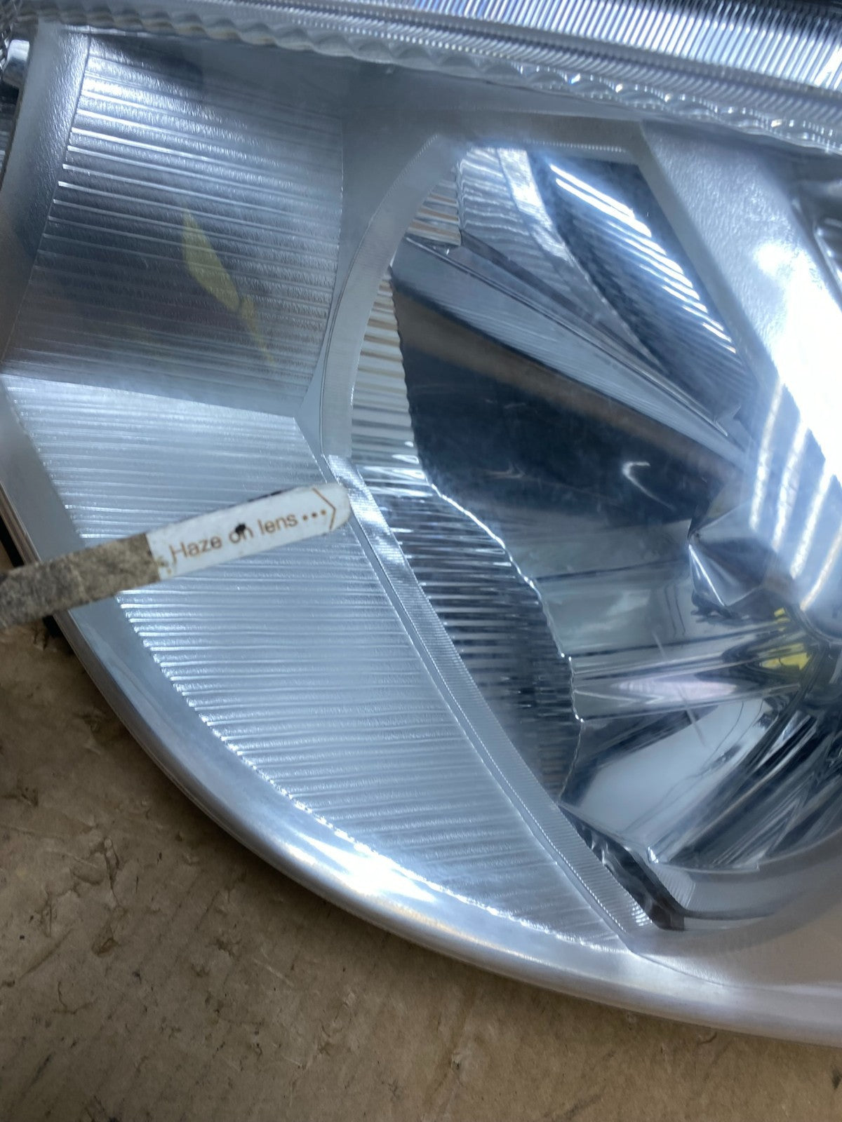 2008 to 2012 Nissan Versa Headlight Halogen Left Driver Lh Side AI9058 DW4