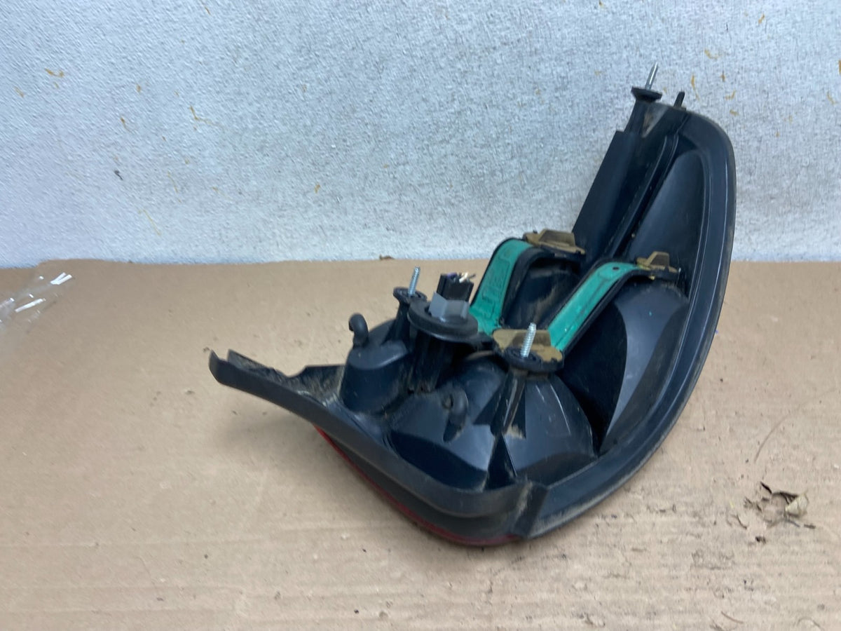 1995 to 2000 Dodge Stratus Right Passenger Rh Side Tail Light AI1060 DG3