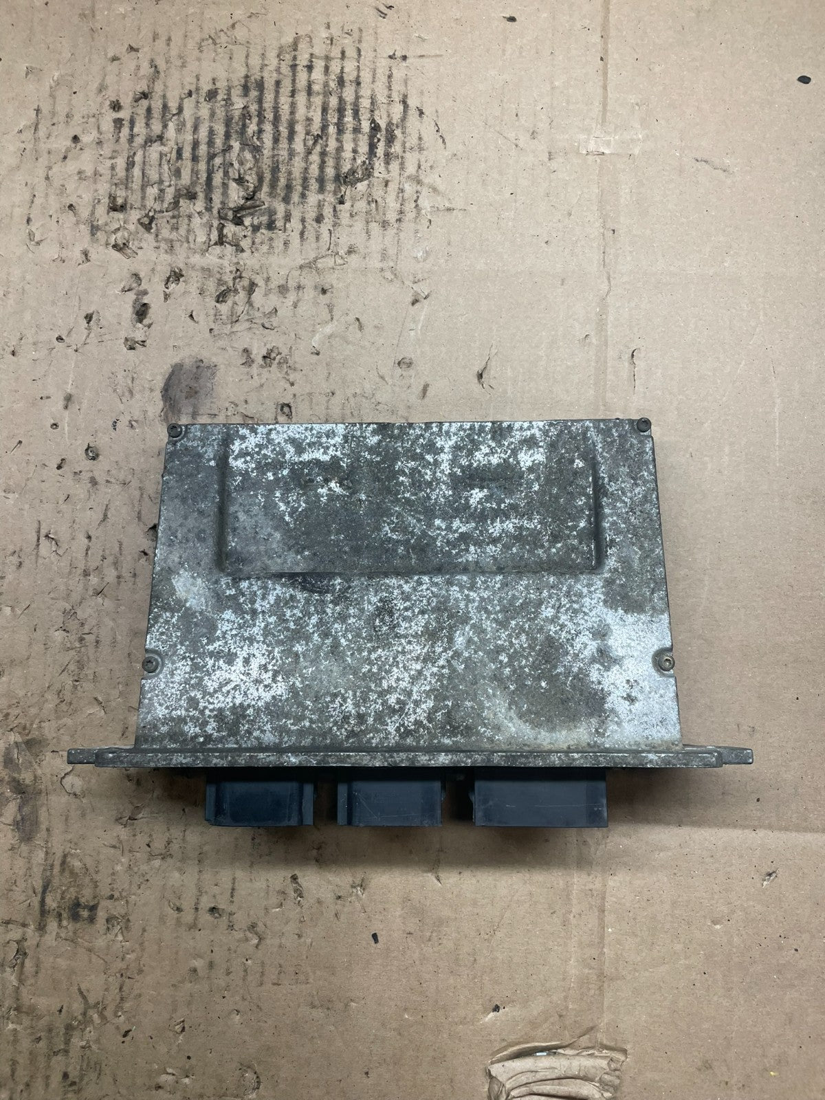 2005 Ford Van 4.6L Engine Control Module Unit ECU r1805 DG2