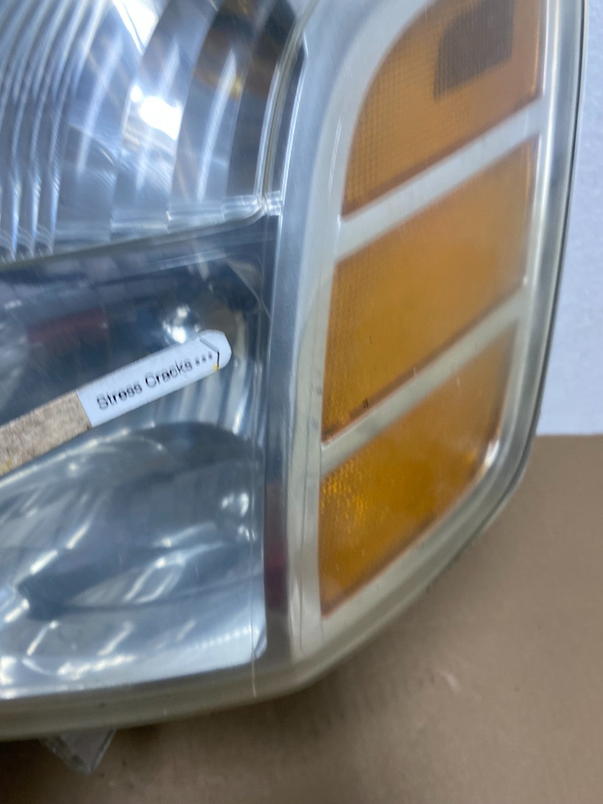 2004 to 2007 Nissan Armada Left+Right Side Set Headlights AC5970 DW6