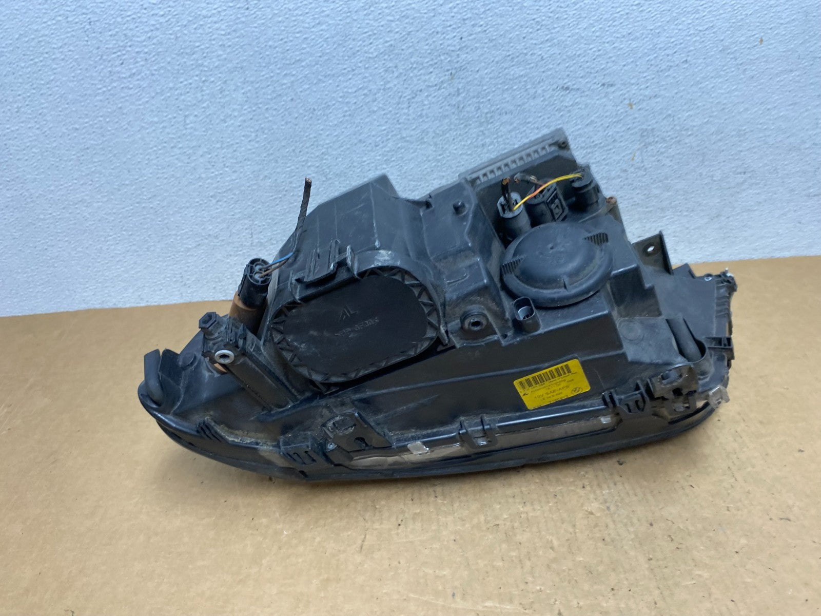2004 2005 2006 BMW 3 E46 Coupe Right Passenger RH Xenon Headlight AD4638 DW5