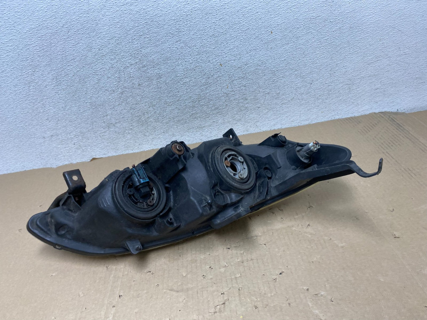 2004 2005 Honda Civic Sedan Headlight Halogen Left Driver Lh AG6911 DW5