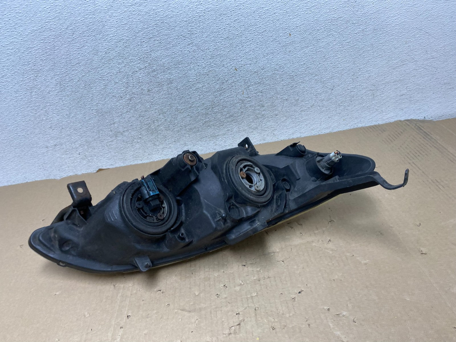 2004 2005 Honda Civic Sedan Headlight Halogen Left Driver Lh AG6911 DW5