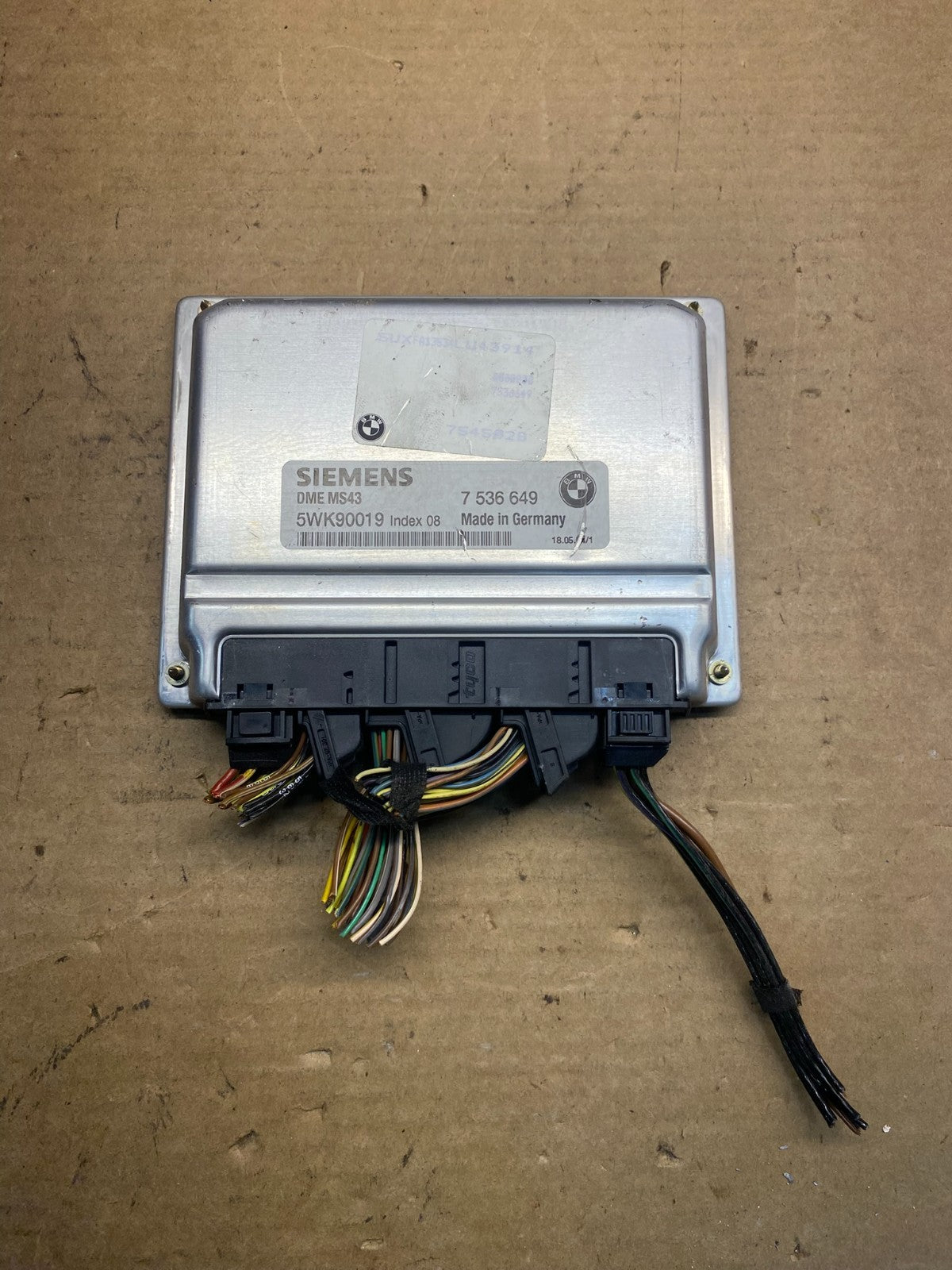 2003 to 2005 BMW X5 ECM ECU Engine Control Computer Module 7536649 AD9983 DW0