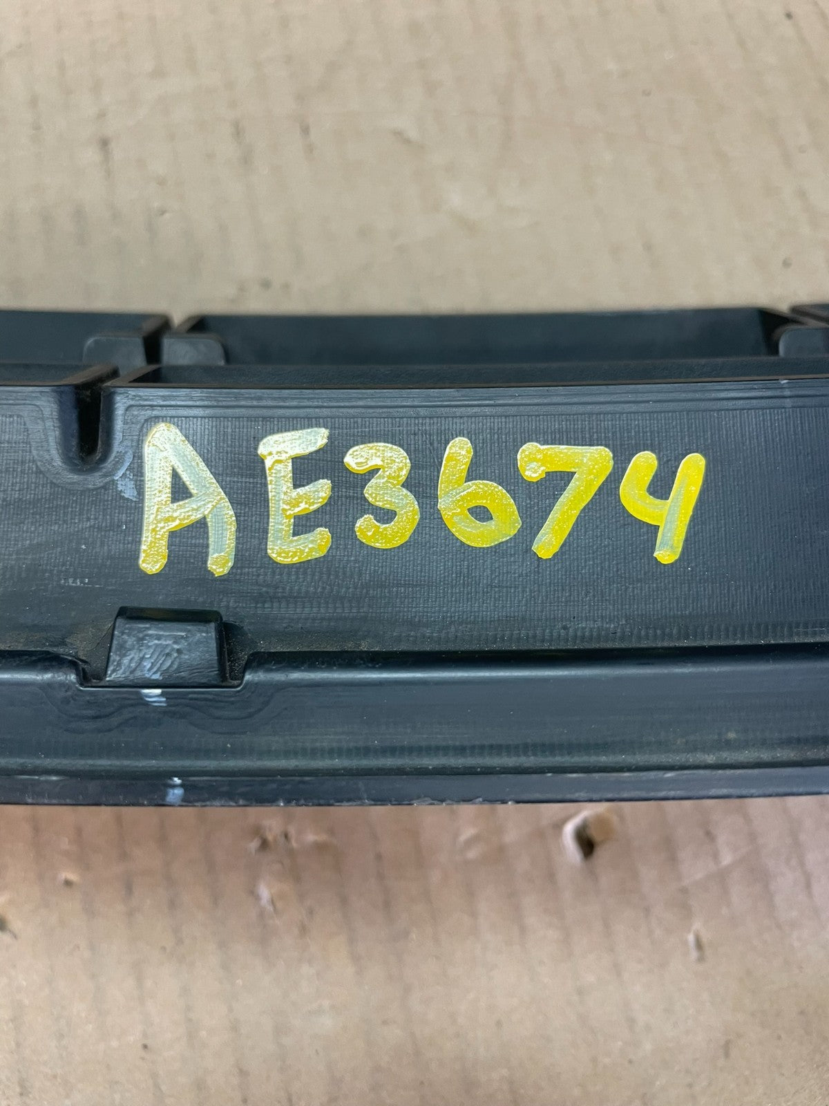 2013 2014 2015 GMC Acadia Front Lower Cover Grill Grille AE36746
