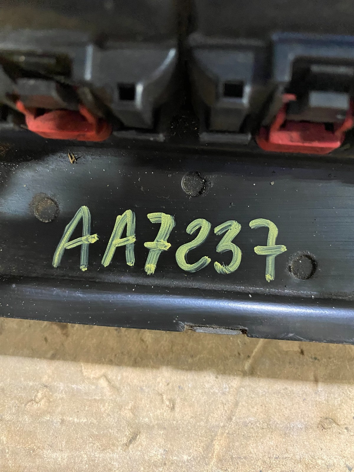 2004 Dodge Dakota 4.7L  Engine Computer Module ECM ECU Unit OEM aa7237 DG5