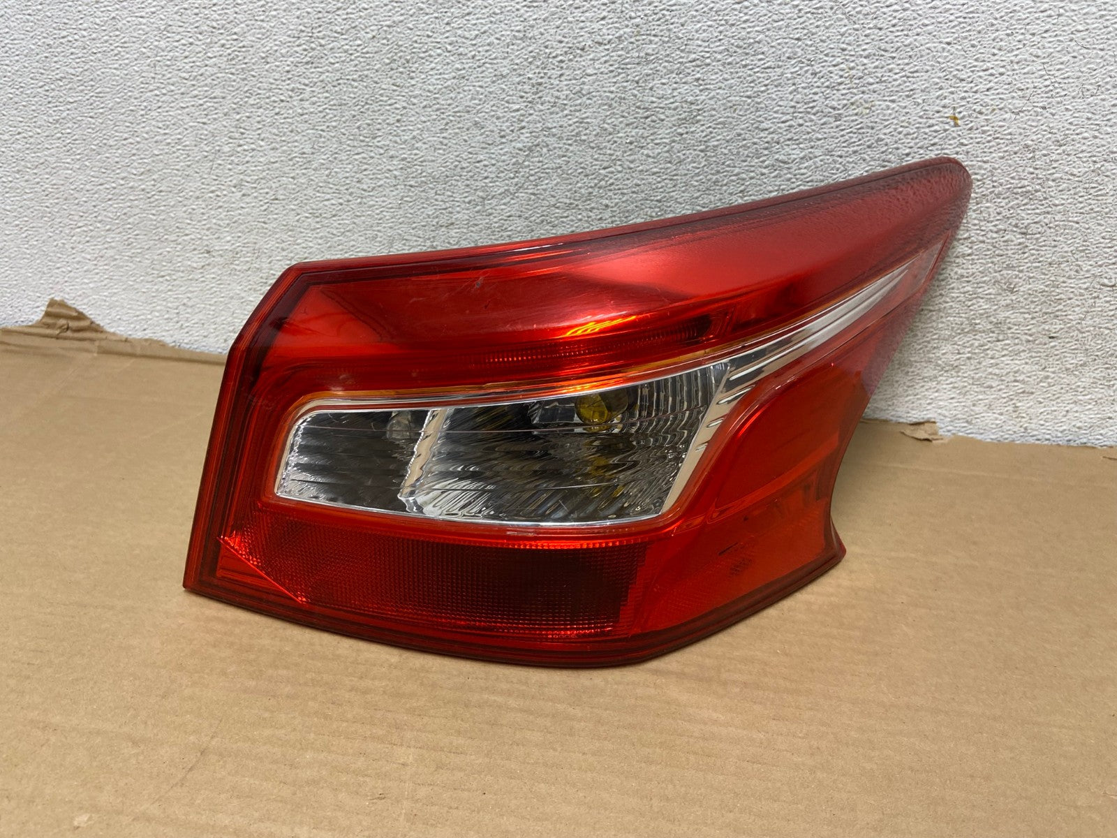 2016 2017 2018 Nissan Sentra Right Passenger RH Side Tail Light AG9147 LK0