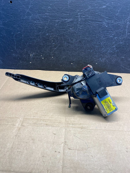 2008 to 2012 Buick Enclave Windshield Rear Wiper Motor AE8238 DG5