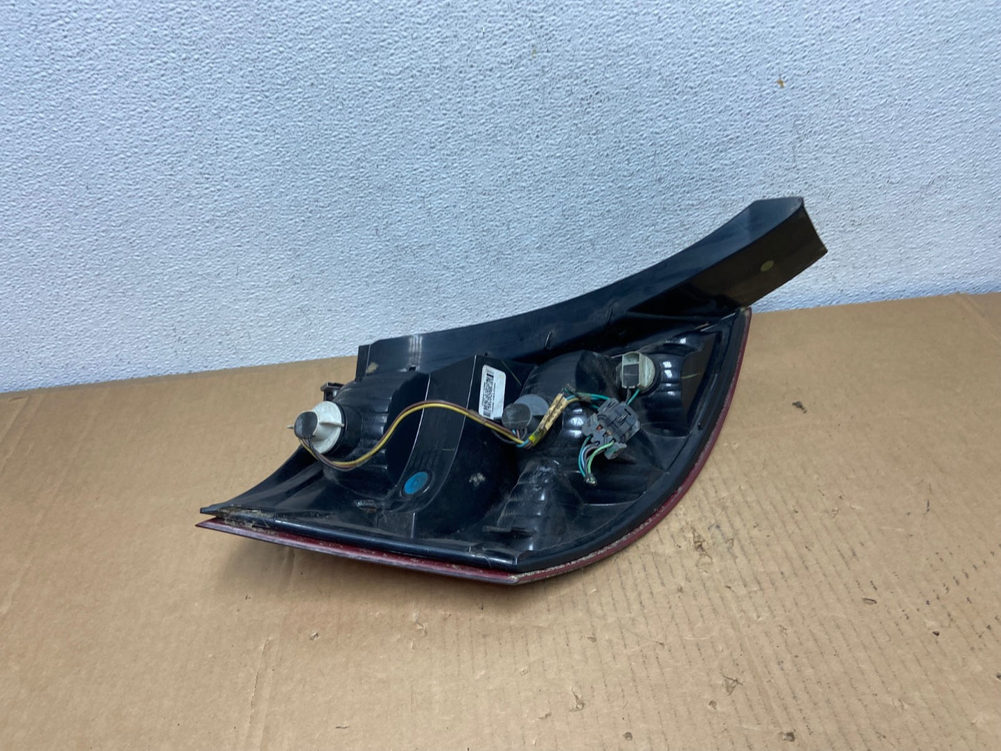 2003-2007 Saturn Ion Passenger Right RH Side Tail Light Tail Light AD0869 LK5