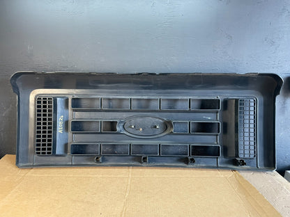 2008-2014 Ford Econoline E150 E250 Front Upper Chrome Grill Grille ae0826 DG5