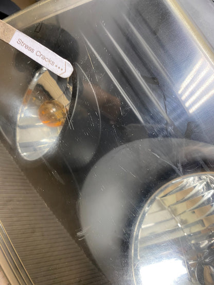 2004 to 2008 Ford F-150 F150 Left+Right Halogen Headlights AH6634 DW6