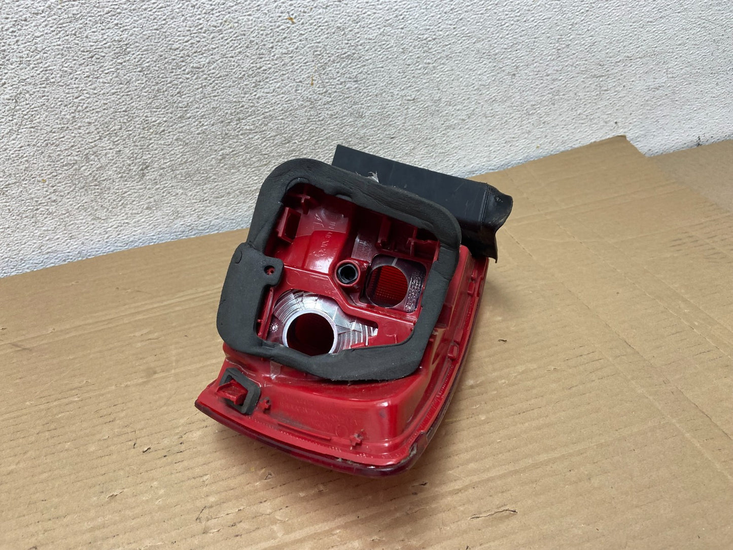 2011 to 2014 Volkswagen Jetta Left Driver LH Side Tail Light AG8932 DW4