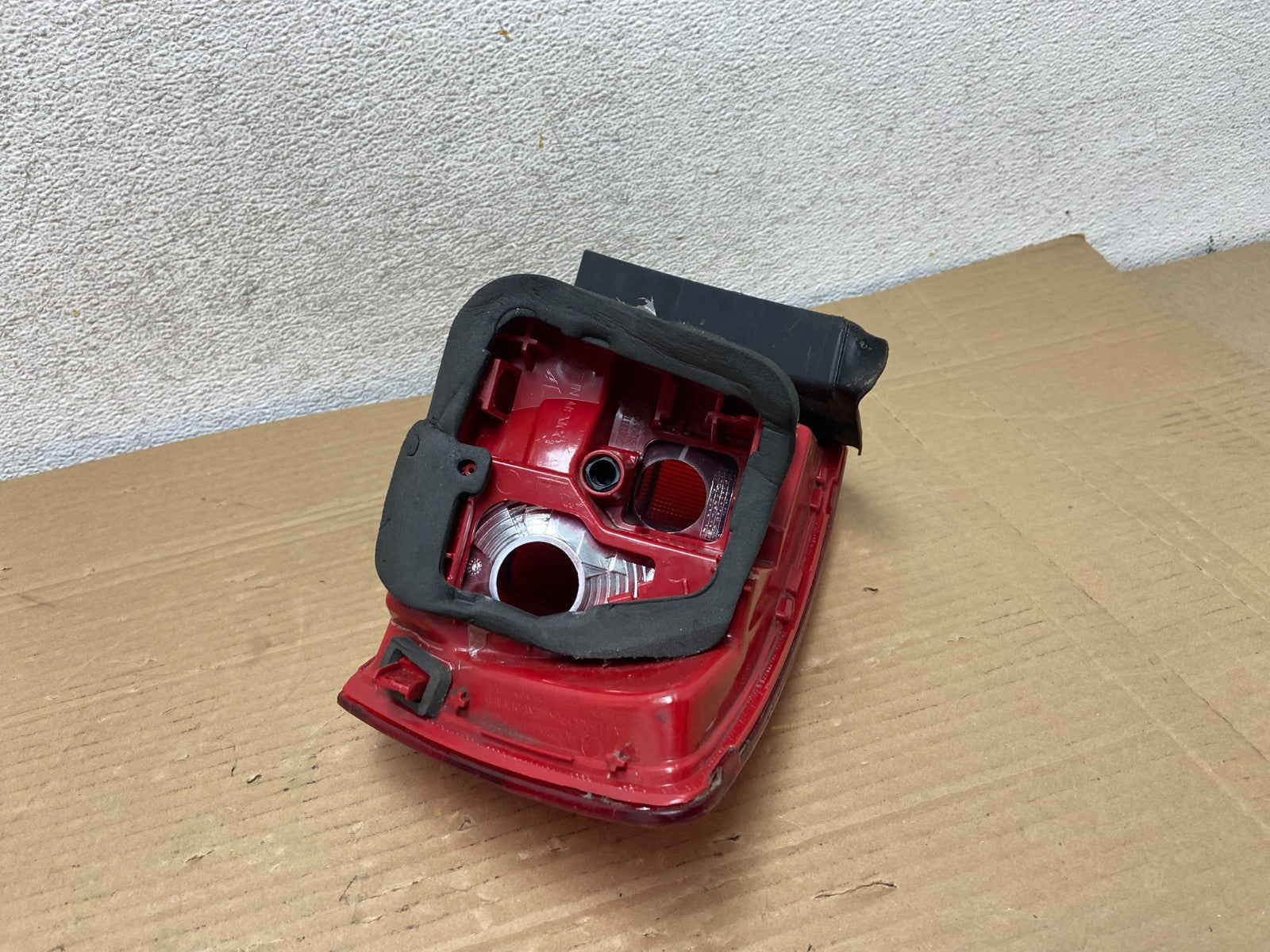 2011 to 2014 Volkswagen Jetta Left Driver LH Side Tail Light AG8932 DW4