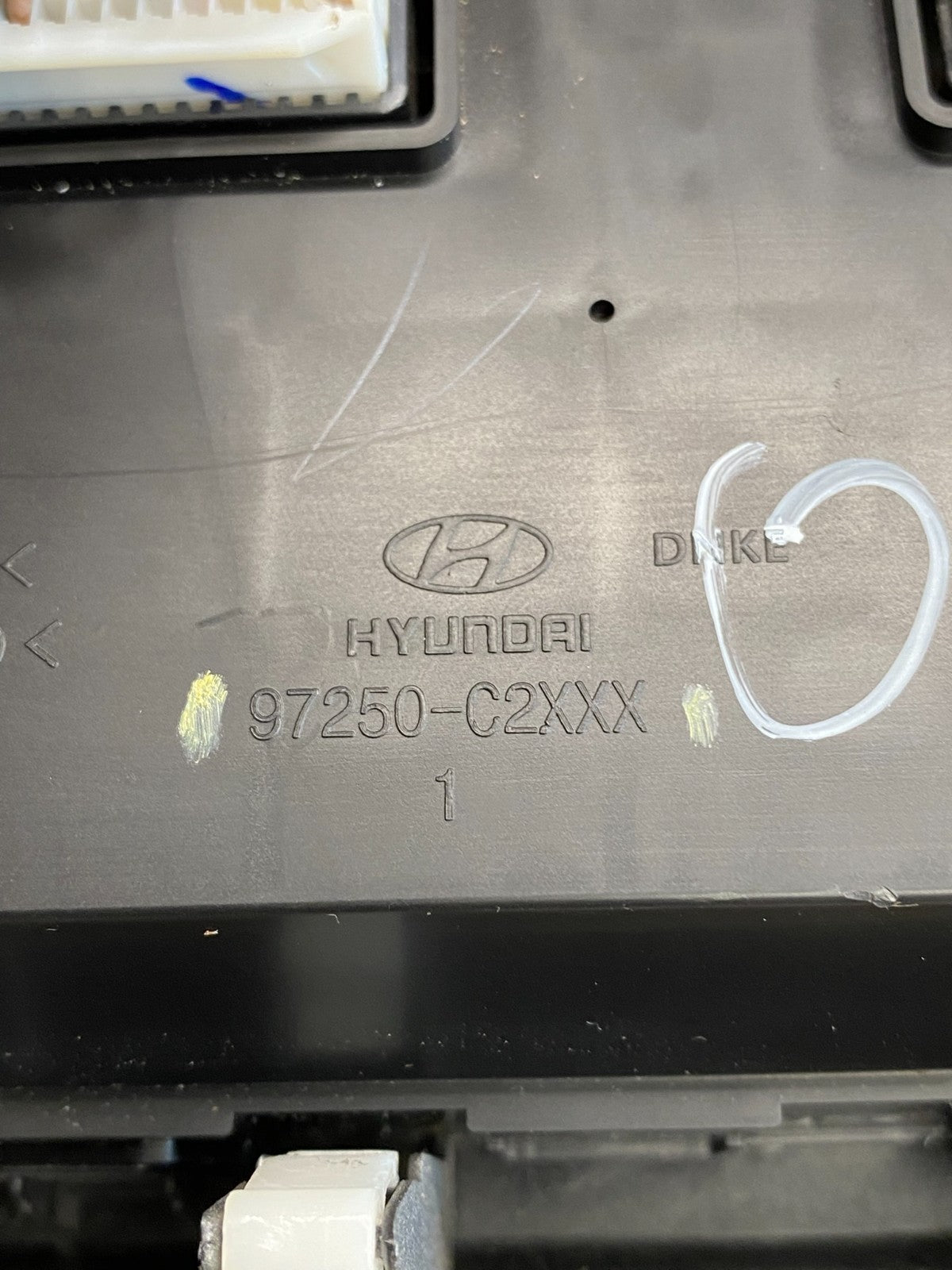 2015 to 2017 Hyundai Sonata Ac Heater Climate Control AG0086 DG4