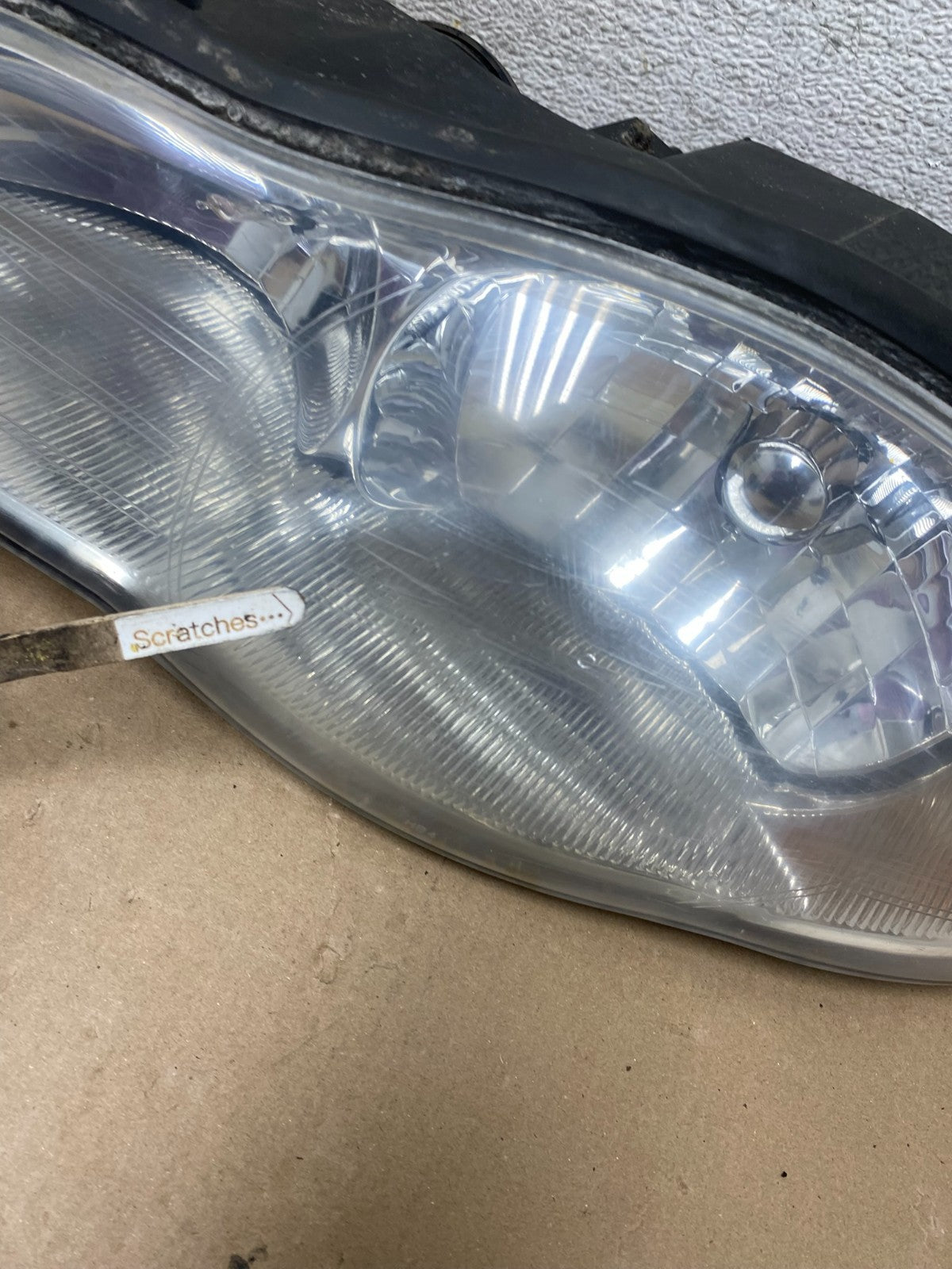 2000 to 2005 Chevrolet Monte Carlo Left+Right Side Set Headlights AI1351 DW4