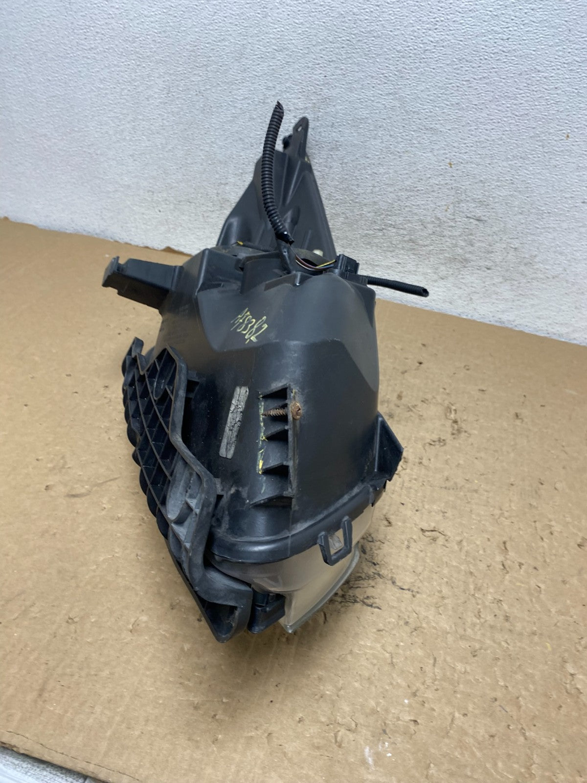 2013 - 2016 Ford Escape Headlight Left Driver Lh Side Halogen AF8382 DW8