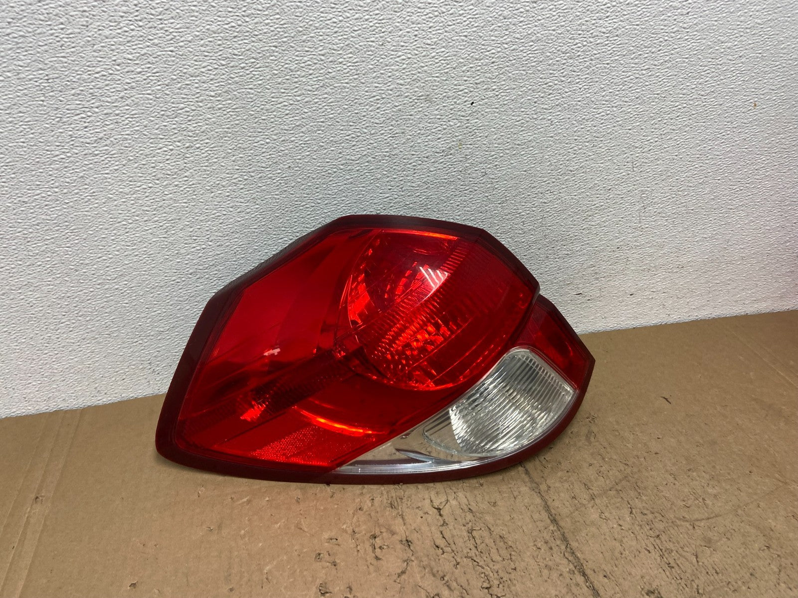 2008-2009 Subaru Outback Wagon Left Driver LH Side Tail Light AC7409 DW2