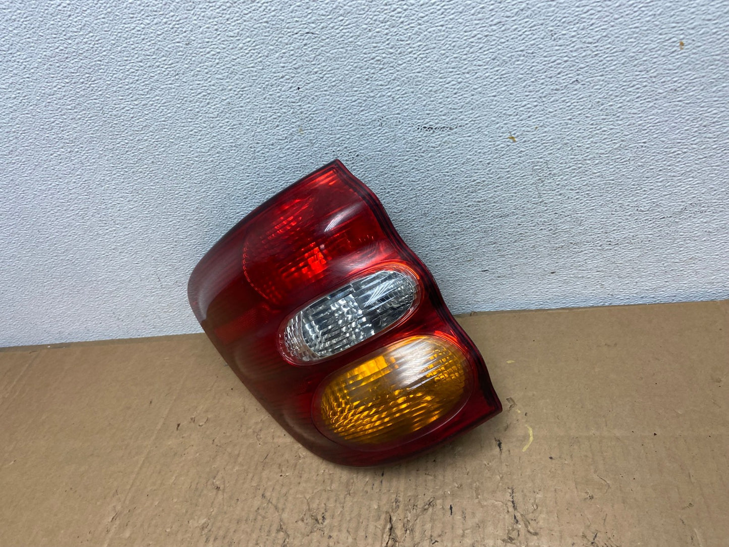 2001 to 2004 Toyota Sequoia Left Driver Lh Side Tail Light AD1131 LK1