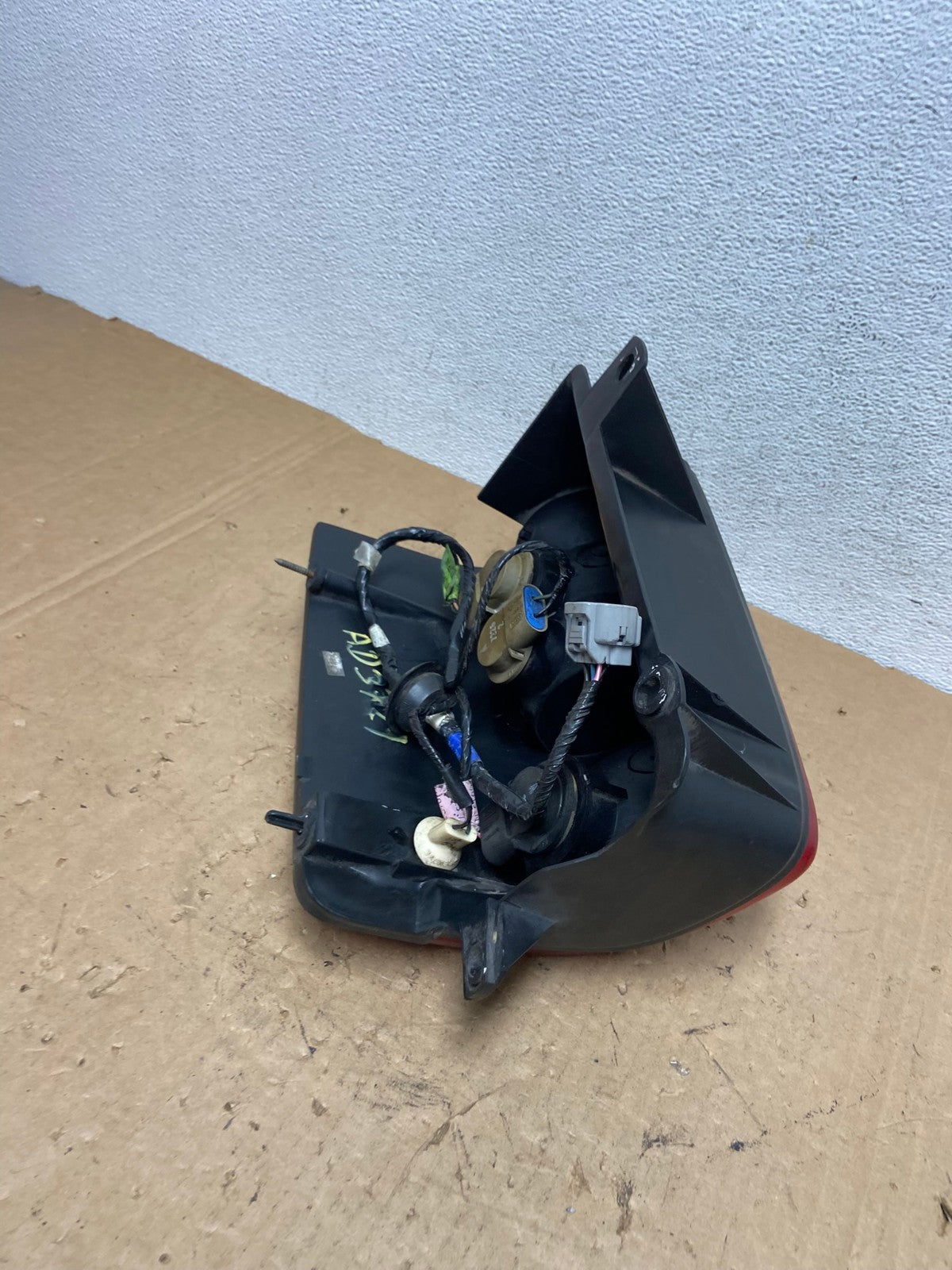1993-1998 Jeep Grand Cherokee ZJ Left Driver Side Tail Light AD3729 LK6