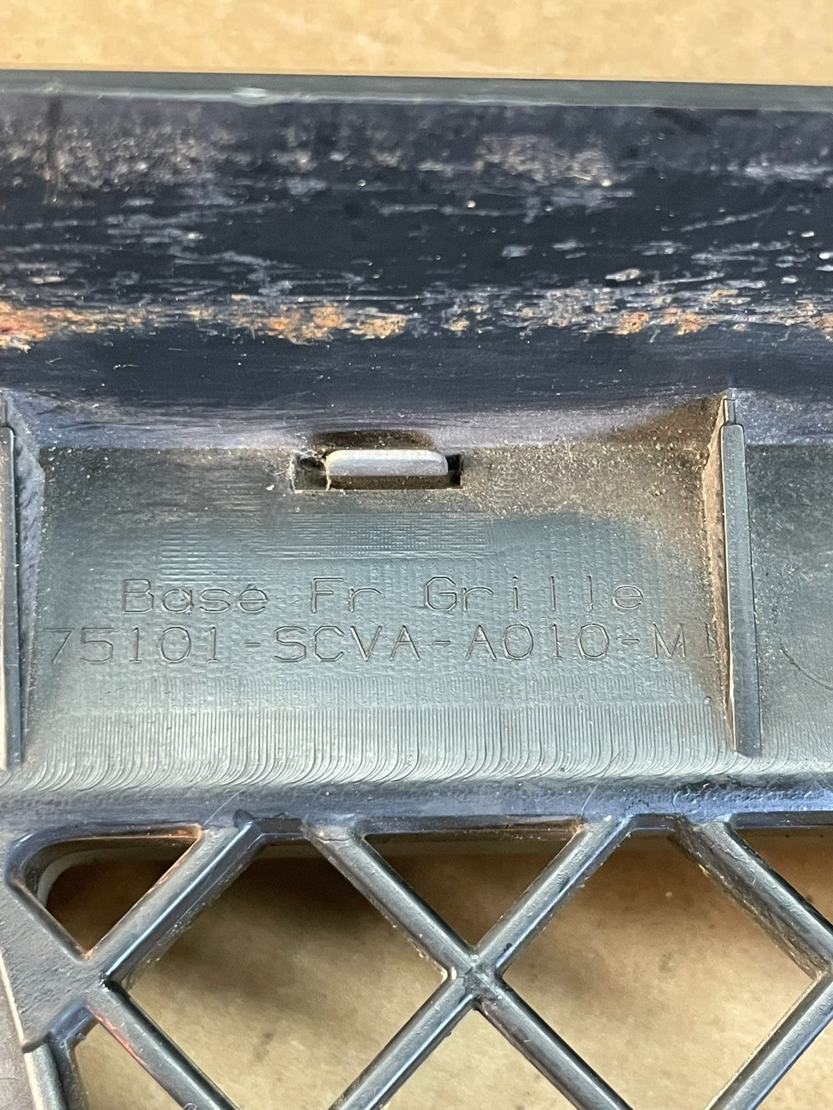 2003 2004 2005 2006 Honda Element Front Upper Grill Grille AD0250 DG4
