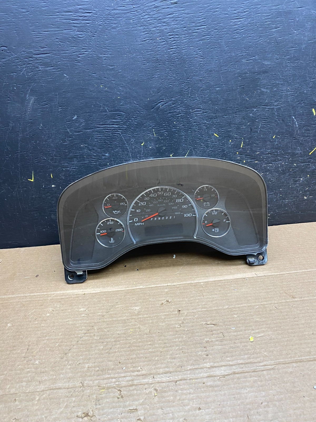 2008 to 2010 Chevrolet Express 1500 Speedometer Cluster Gauge W0368 DG0