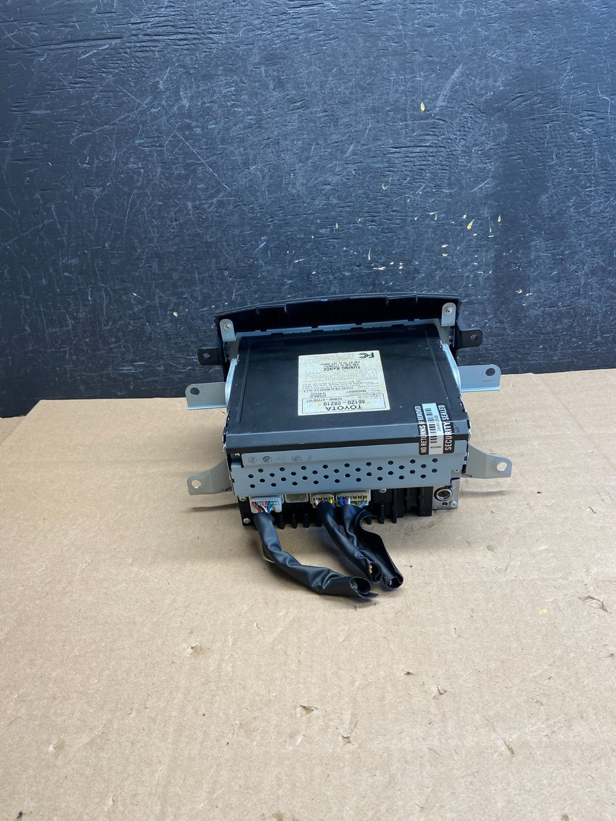 2004 to 2010 Toyota Sienna AM FM CD WMA Mp3 Radio Receiver AI3244 DG3