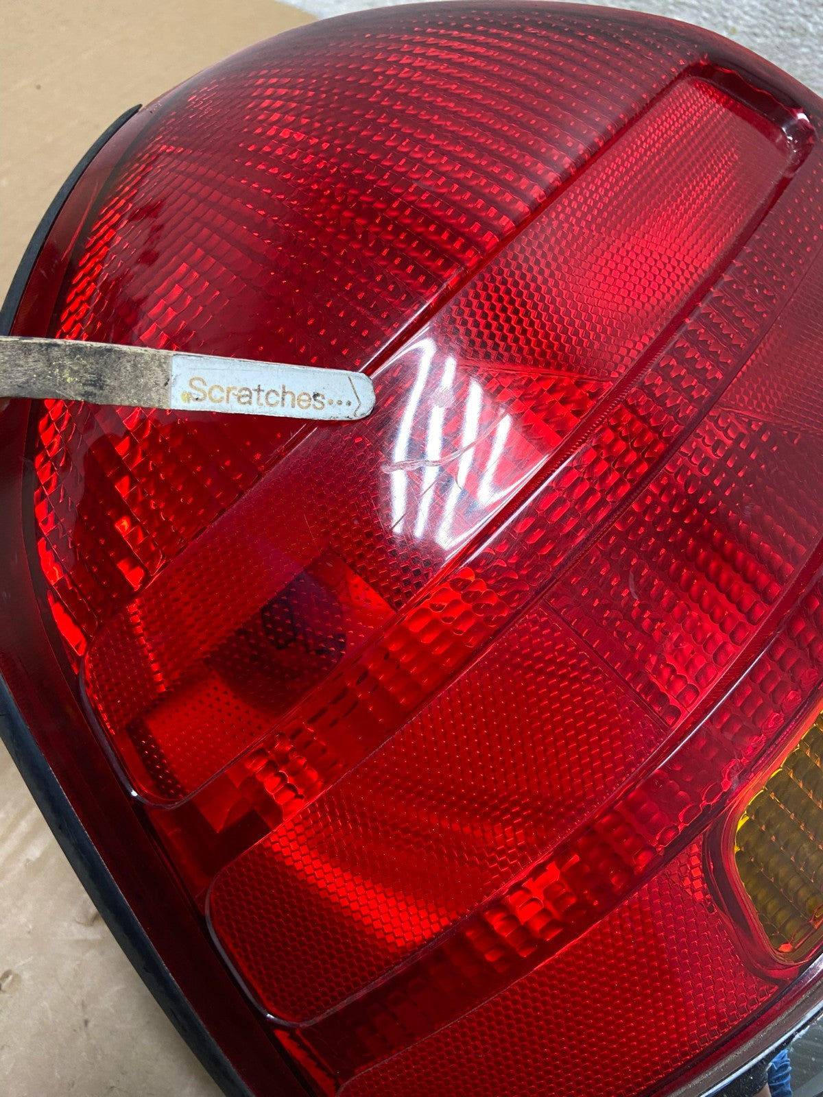 1998-2003 Ford Crown Victoria Left Driver Lh Side Tail Light AI5581 LK3