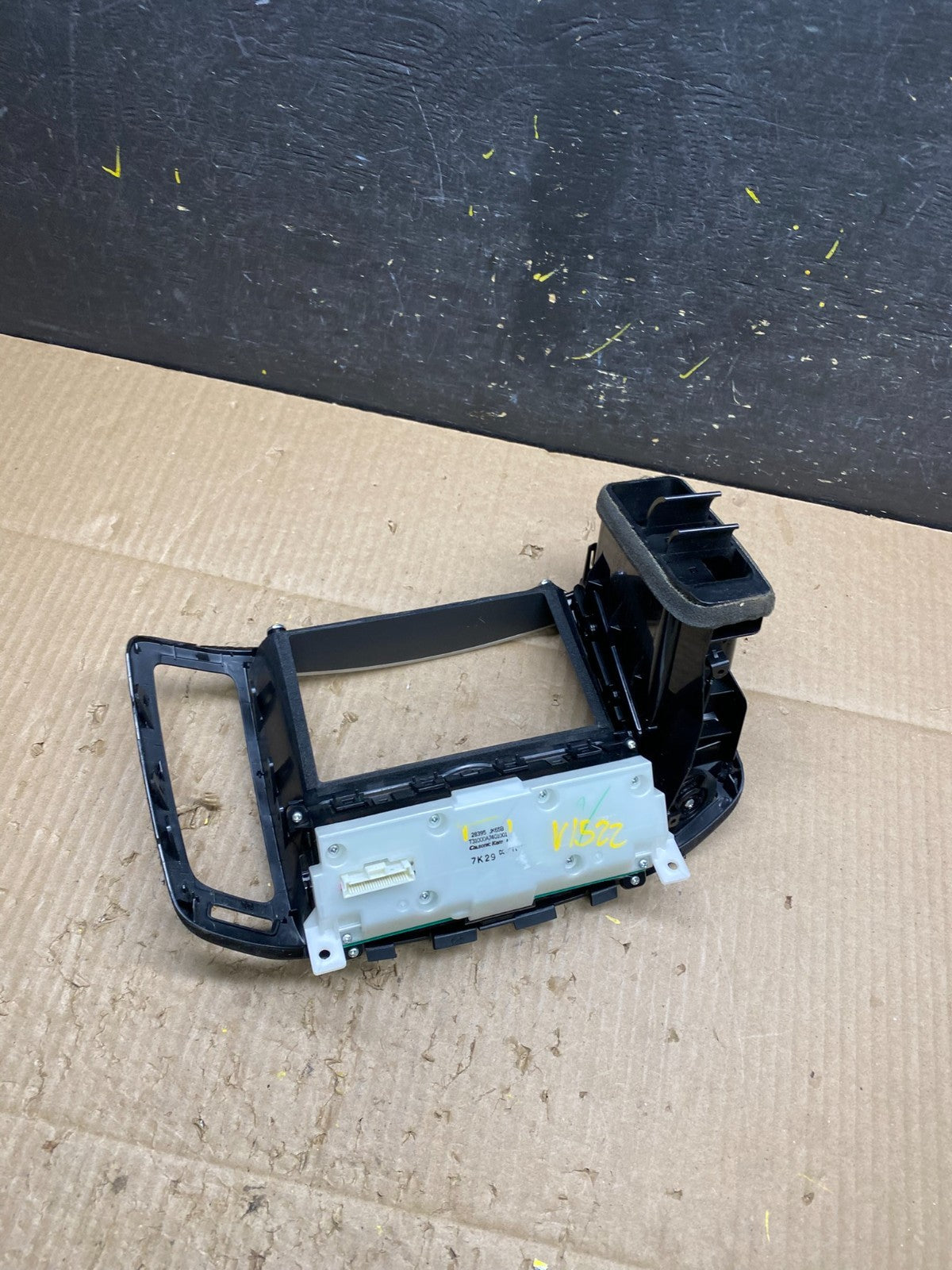 2008 - 2012 Infiniti G35 EX35 Radio Player Screen Panel Bezel V1522 DG4
