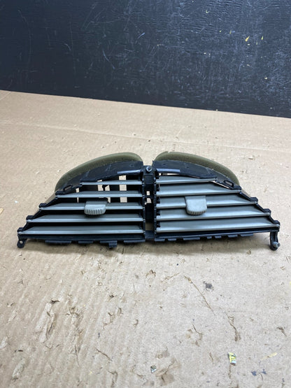 2004-2006 Nissan Quest Center Dash Vents Ac Air Vent Trim Panel Bezel AC6535 DG0