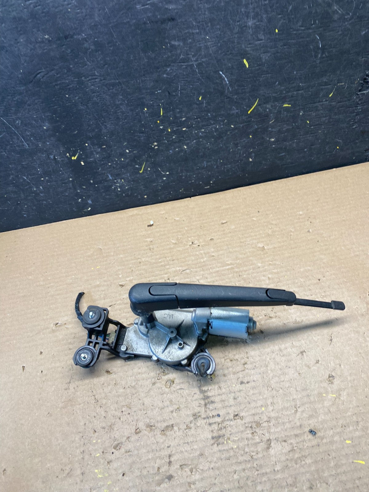 2012 - 2017 Hyundai Veloster Rear Glass Windshield Wiper Motor S3126 DG0