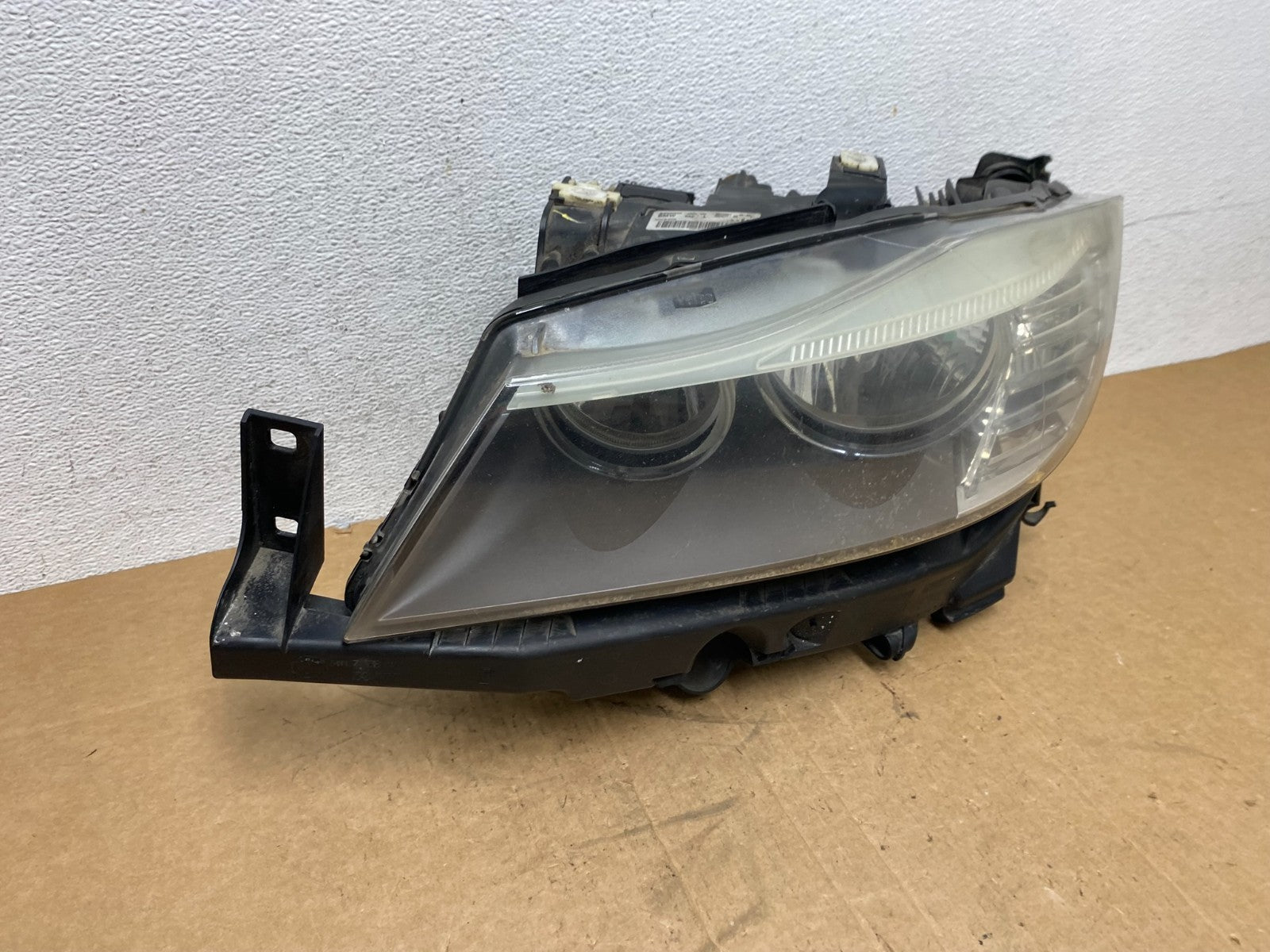 2009-2011 Bmw 3 Series 328i 4/D Sedan Left Driver Headlight Halogen AD6255 DW2