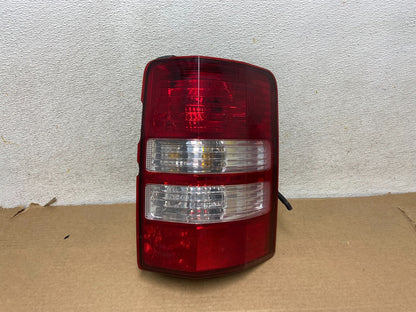 2008 to 2012 Jeep Liberty Right Passenger RH Side Tail Light AH3107 DW0
