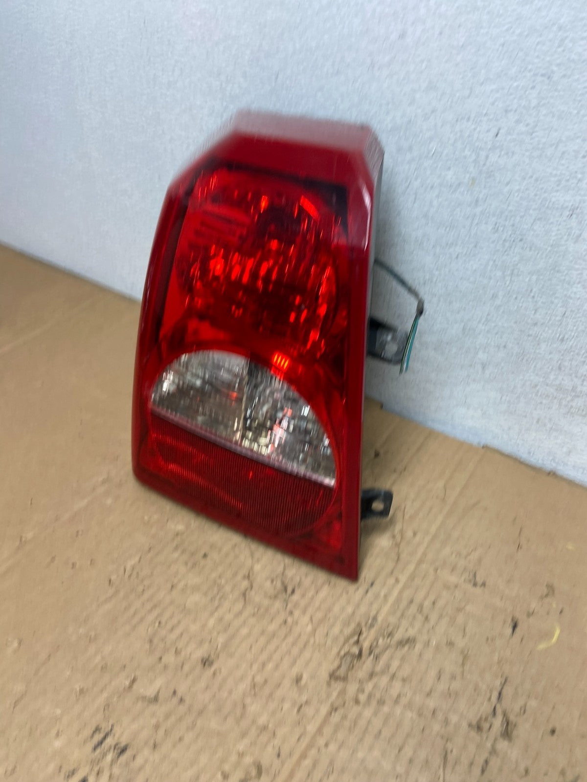 2008 2009 2010 2011 2012 Dodge Caliber Tail Light Left Driver Side AD1169 LK1
