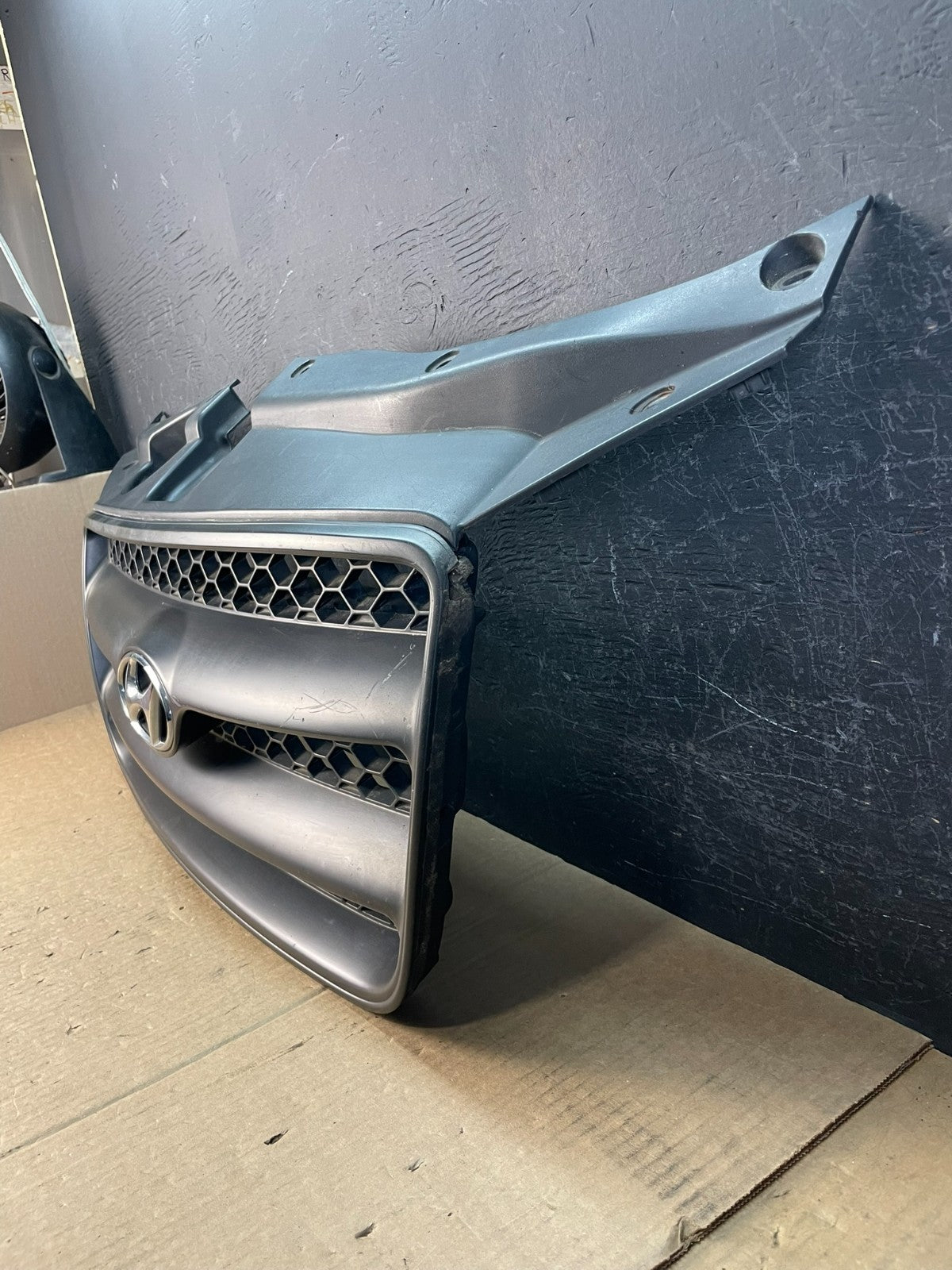 2007 to 2009 Hyundai Santa Fe Front Upper Grill Grille AD5513 DG1