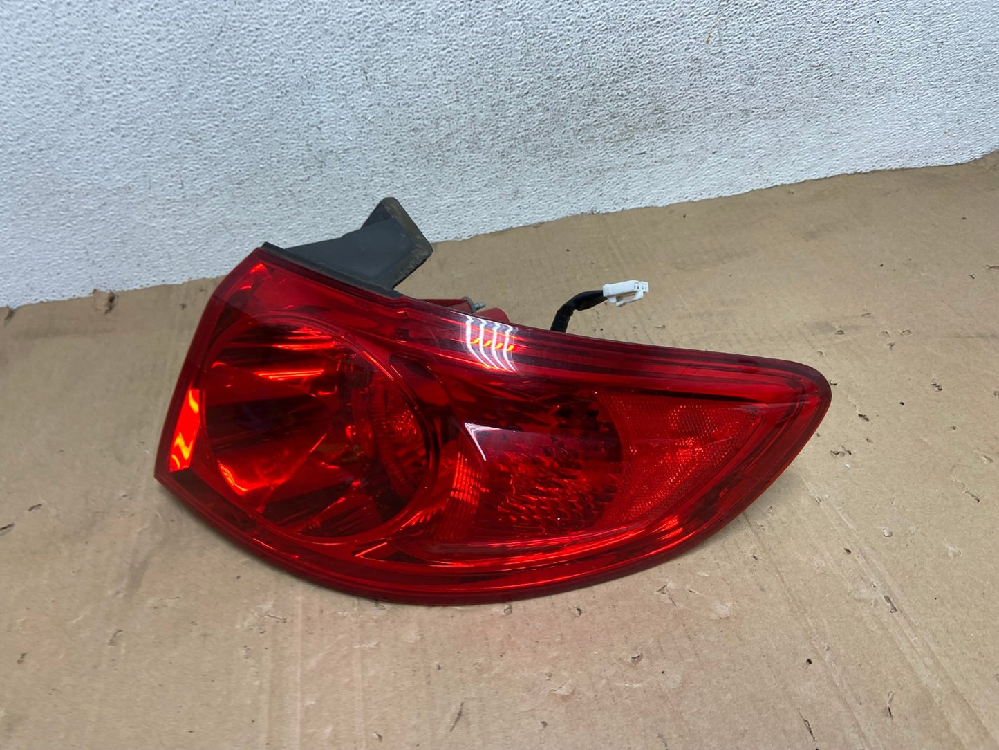 2007 2008 2009 Hyundai Santa Fe Right Passenger Rh Tail Light AE9171 LK1