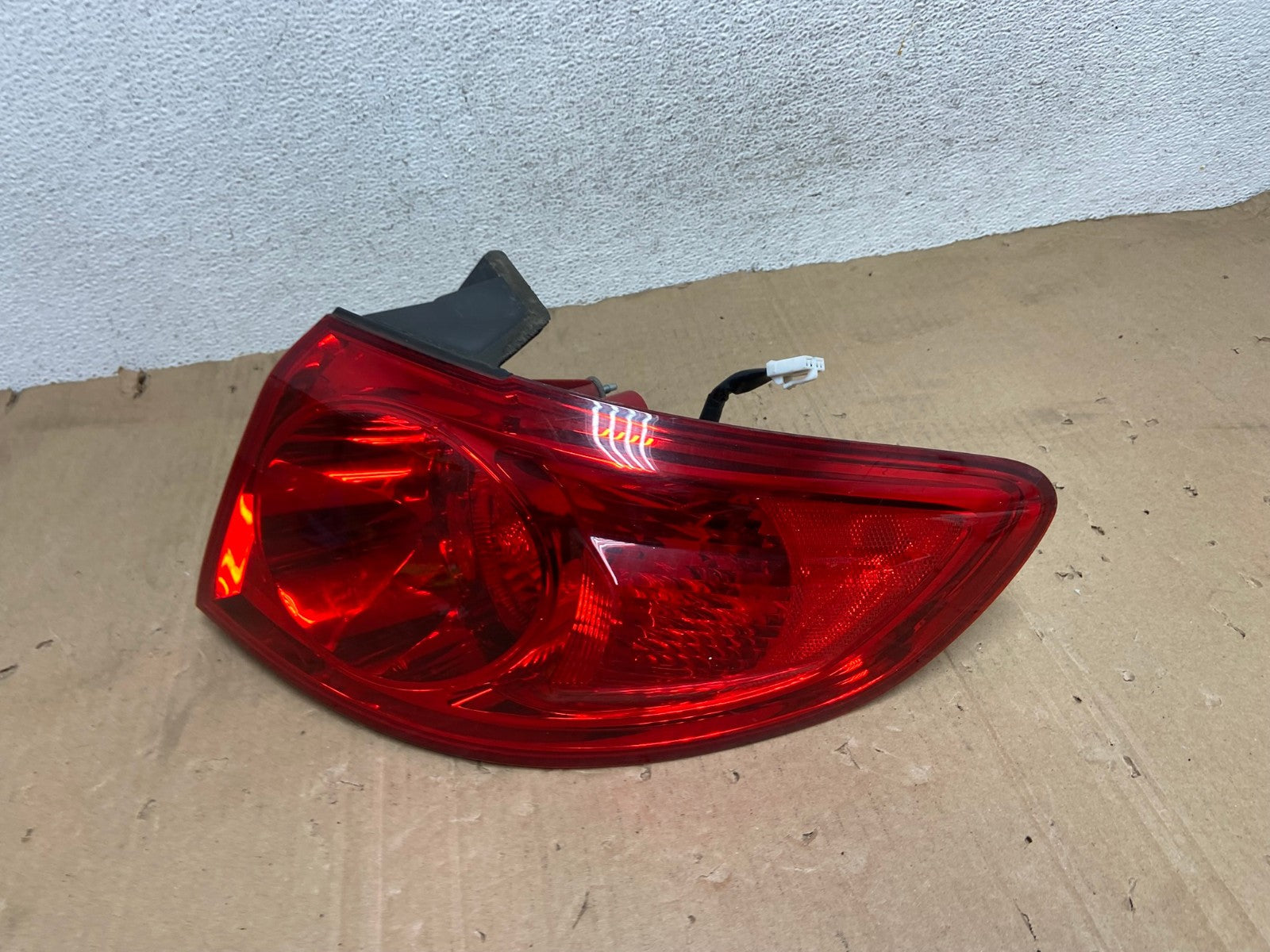 2007 2008 2009 Hyundai Santa Fe Right Passenger Rh Tail Light AE9171 LK1