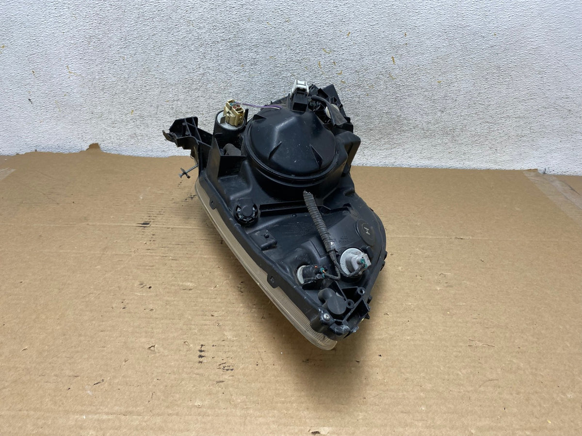 2006-2009 Toyota Prius Right Passenger Rh Side Headlight Xenon HID TYC AH7936 LK9