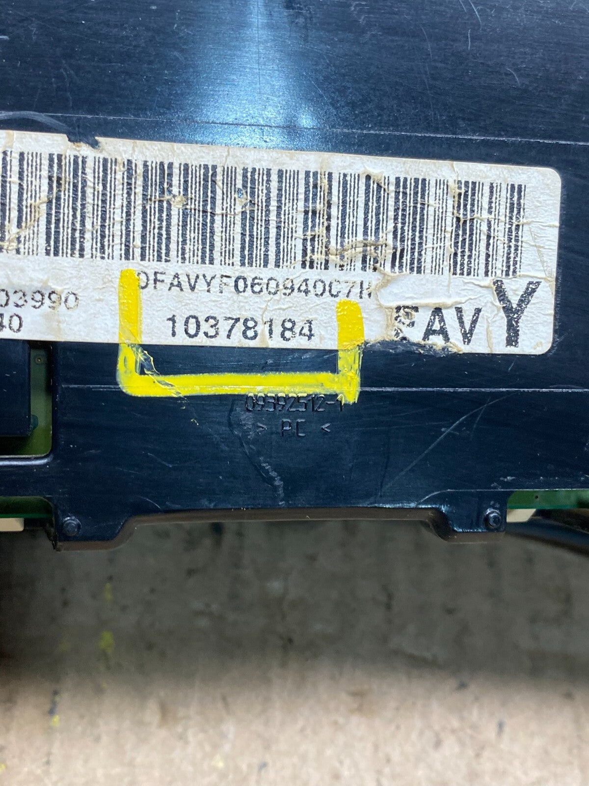 2004 to 2007 Chevrolet Express Speedometer Cluster Gauge M7932 PS6